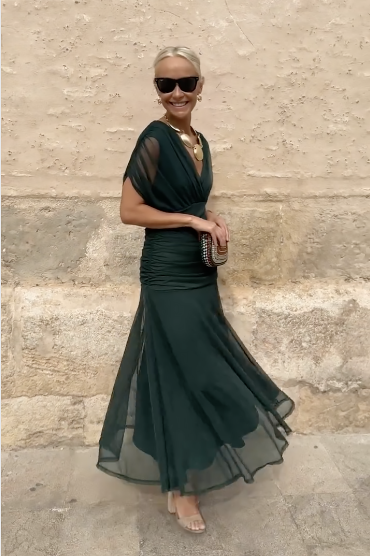 Henrietta™ | Elegant V-Neck Fantasy Floral Maxi Dress