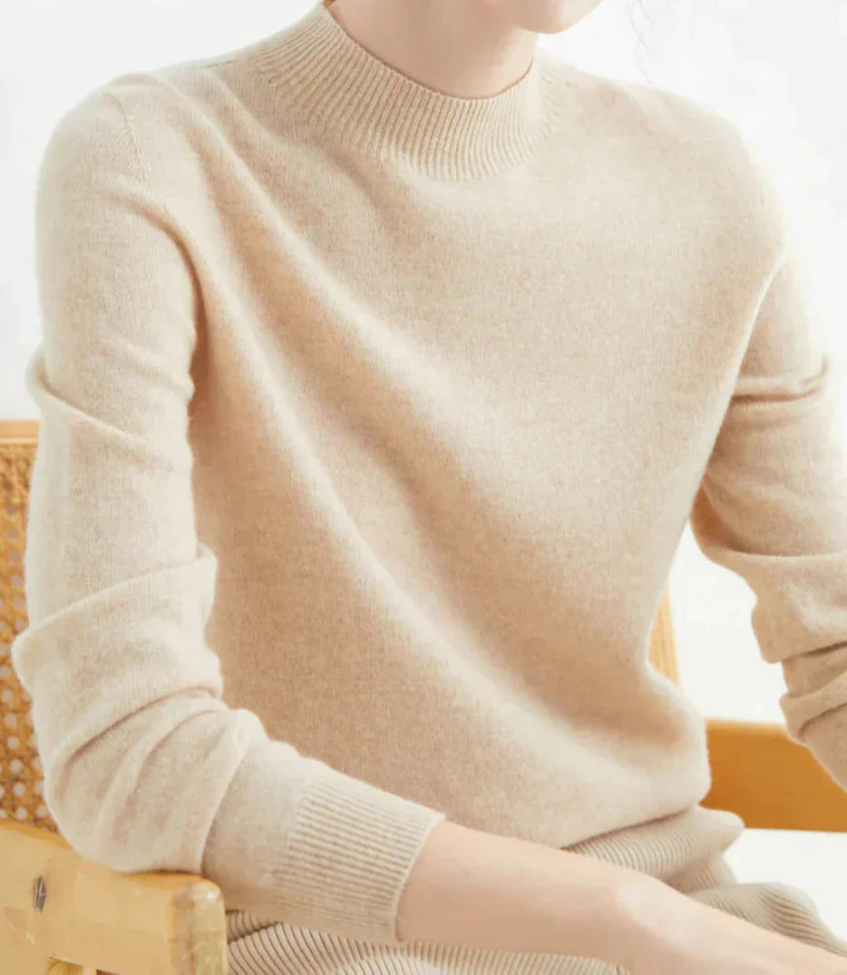 Elegant Cashmere Sweater for Timeless Comfort